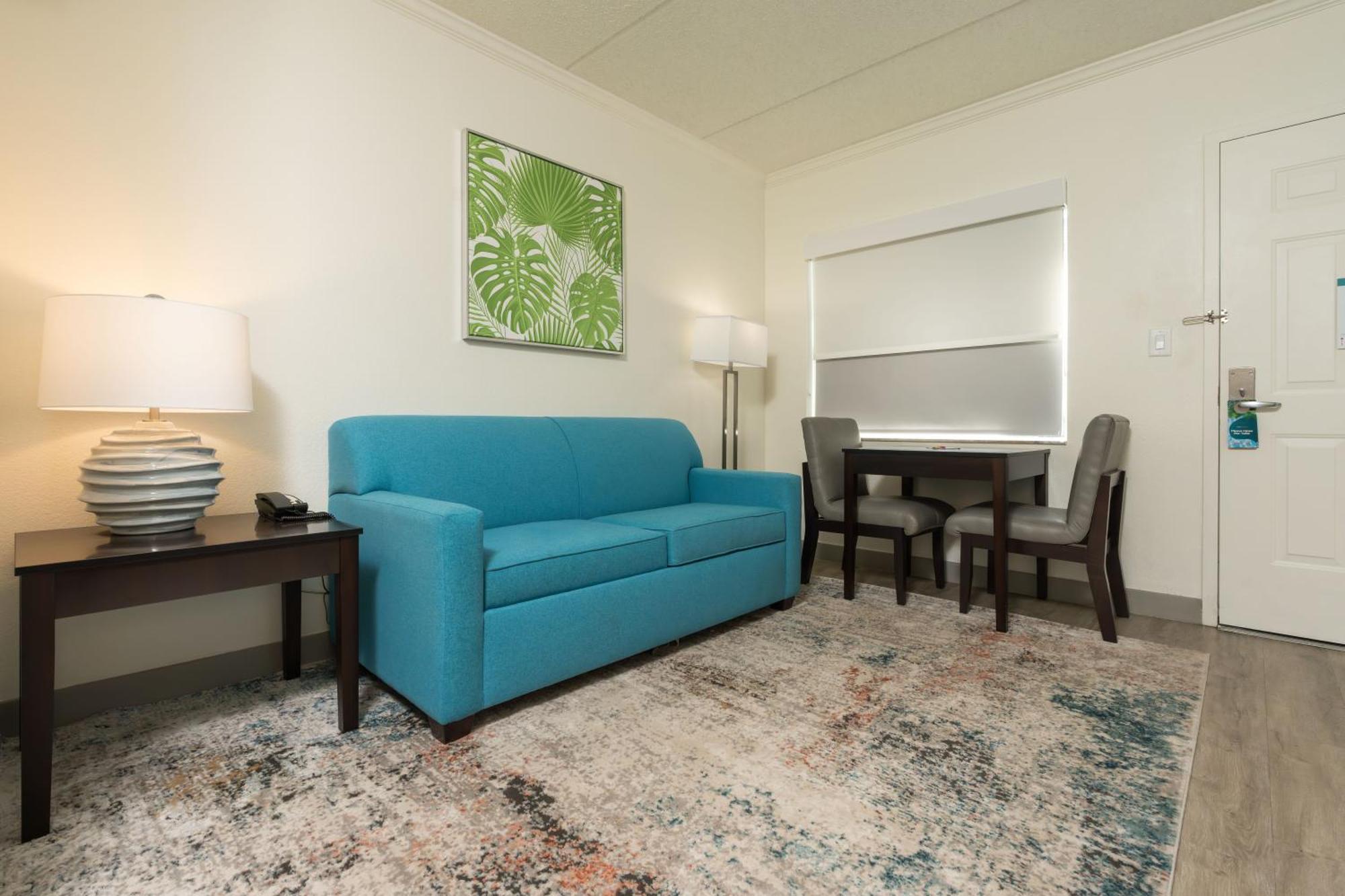 Oasis Bay Suites, Tampa, Busch Gardens, Usf Extérieur photo
