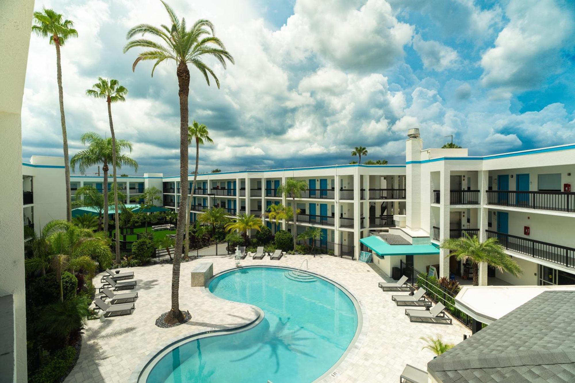Oasis Bay Suites, Tampa, Busch Gardens, Usf Extérieur photo